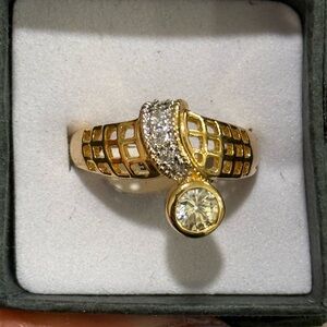 Vintage 14kt GE with CZ Sz 8